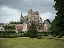 Quel est le nom des habitants de Saint-Leu-d'Esserent ?