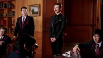 Dans quel pisode Kurt chante-t-il  Blackbird  en hommage  Pavarotti ?