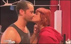 Qui s'embrassent sur cette image ?