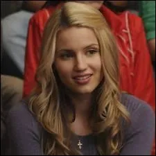 Voici Quinn de la srie  Glee ; quel est son nom de famille ?