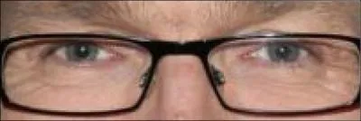 Ces yeux sont ceux de :