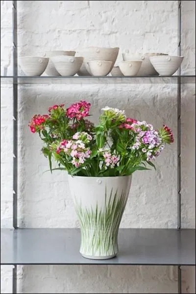 Voici un bouquet trs parfum, uniquement compos des ces fleurs panaches nommes. . ?