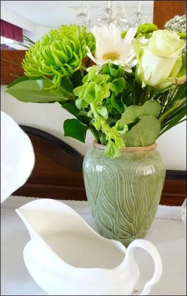 Un superbe bouquet tout en fracheur, grce au volume chevel d'un vert presque pomme d'un. . ?