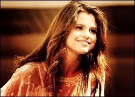 Quel est le 2me album de Selena ?