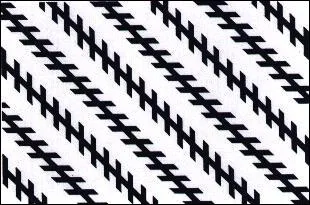 Les lignes stries : si on trace leur prolongation, elles ...