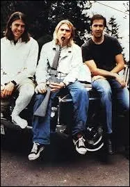 Quand le chanteur a-t-il fini par vraiment appuyer sur la gchette ?