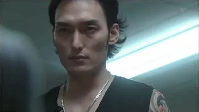 Des yakuzas devenus aides-soignants dans une maison de retraite, c'est...