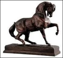 A quel roi appartenaient les curies qu'Hracls a d nettoyer lors de son cinquime travail ?