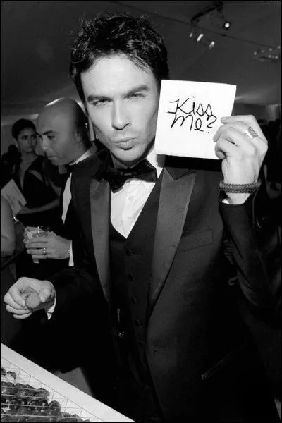 Quelle est la raction de Damon face  la survie de Matt ?