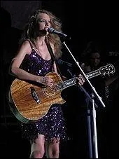 Comment s'appelle son premier single ?