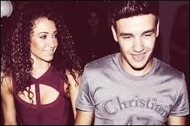 Avec qui Liam sort il ?
