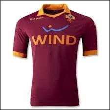 Quelle quipe joue avec ce maillot ?