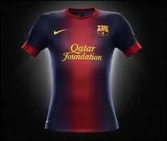 Quelle quipe joue avec ce maillot ?