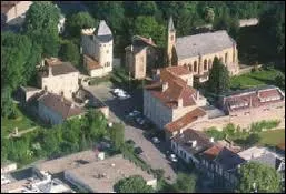 Je termine par la commune de Scy-Chazelles et ses habitants rpondant au nom de ...