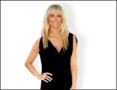 Quel est le nom du pre de Caroline ?