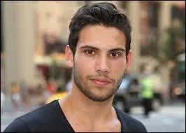 Qui Kevin engage-t-il pour piger Nabila ?