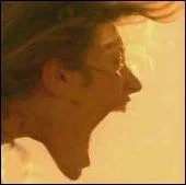 Encore un spot fantastique de crativit, avec Jean-Paul Goude aux commandes, et le duel entre deux assoiffs, une fille et un fauve. C'est pour ?