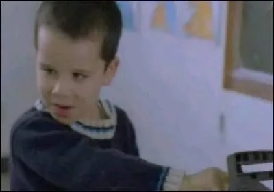 Une publicit trs drle, celle du petit garon qui dit  Maman a dit que je peux  tandis qu'il achte un boa, se fait tatouer, saute en parachute... . ! La connaissez-vous ? Quel est le produit vis ?