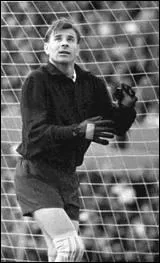 Lev Yachine est le seul gardien de but de football  avoir remport le Ballon d'or.