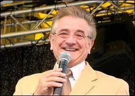 Qui a prsent les  Jeux de 20 heures  avec Matre Capello de 1976  1987 ?