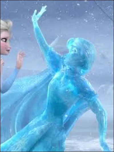 Anna porte un vêtement ayant appartenu à sa mère. Quel est ce vêtement visible sur la statue de glace de sa mère ?