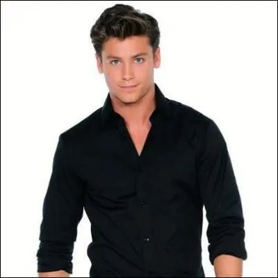 Comment s'appelle ce participant ?