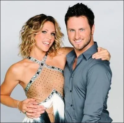 Comment s'appelle le danseur qui danse avec cette star ?