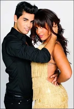 Comment s'appelle le danseur qui danse avec cette star ?