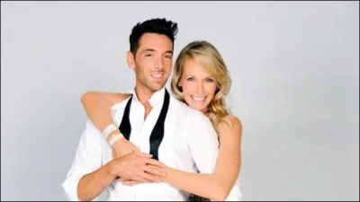 Comment s'appelle le danseur qui danse avec cette star ?