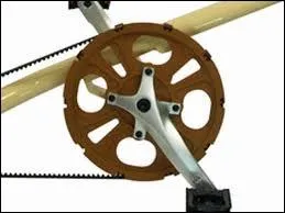 Obtenir une chose sans le moindre effort, c'est  Etre servi sur un -------- 