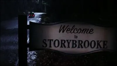 Qui est à l'origine de la malédiction touchant Storybrooke ?
