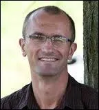 Comment s'appelaient les prtendantes de Jo ?