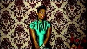 A quel(le) chanson/clip appartient cette image ?