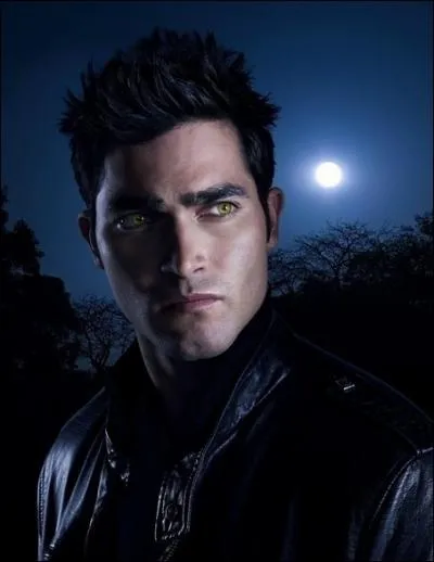 Qui a promis  la mre de Derek d'aider Derek ?