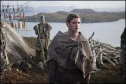 Jamie Bell aurait pu changer son poncho contre la tenue de...