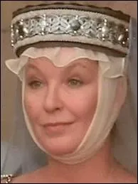 Par la grce des costumes et des actrices notamment, Marina Vlady (en photo), Martine Sarcey, la jeune Sophie Barjac, la saga de Jeanne Bourin l'crivain devint une srie  succs...