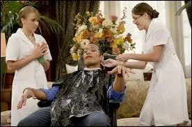 Dans un des pisodes, pourquoi Miley et Lilly voulaient-ils faire une photo de   The Rock  ?