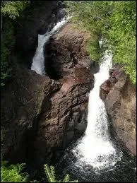 Comment s'appelle la ville du film ?