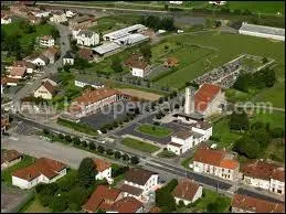 A Azerailles, les habitants portent le gentil ...