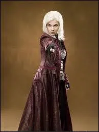 Est-ce une ne-Moldue ?