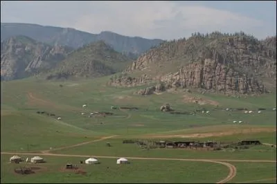 La population se rpartit sur la terre et elle est dynamique. Qu'appelle-t-on densit de peuplement ?