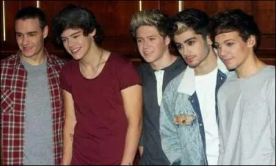 Ils ont sign un contrat de ... . avec Syco.