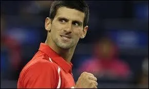 Comment s'appelle ce tennisman ?