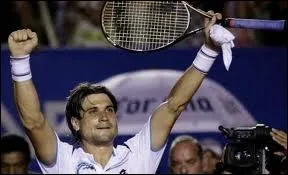 Comment s'appelle ce tennisman ?