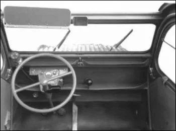 Les premiers modèles avaient une boîte 3 rapports :