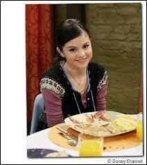 Pourquoi Mr. Russo fait-il la tte  Alex ?