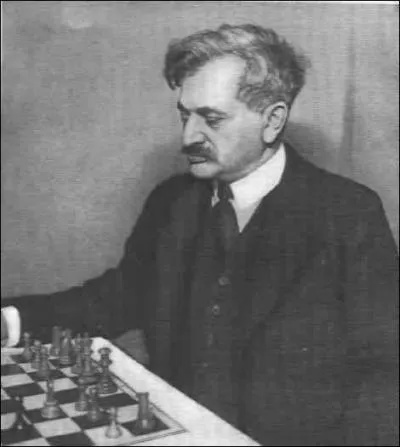 Champion du monde d'checs en 1894 notamment, il est vu comme un joueur qui prfre affronter psychologiquement l'adversaire :
