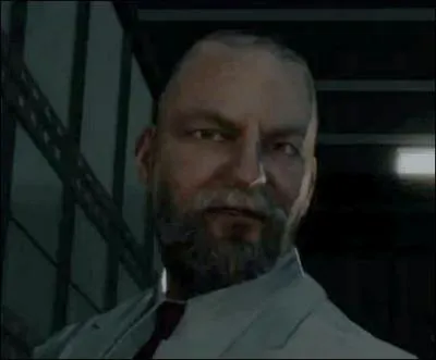 Comment se nomme le dirigeant d'Abstergo, un ennemi de Desmond ?