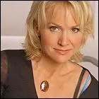 Qui interprte le rle de Deborah Scott ?