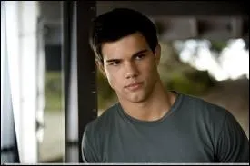 Comment s'appelle-t-il ?